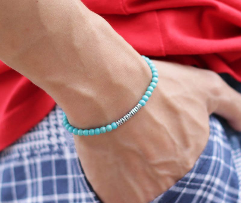 Bracelet Heishi homme : un accessoire tendance